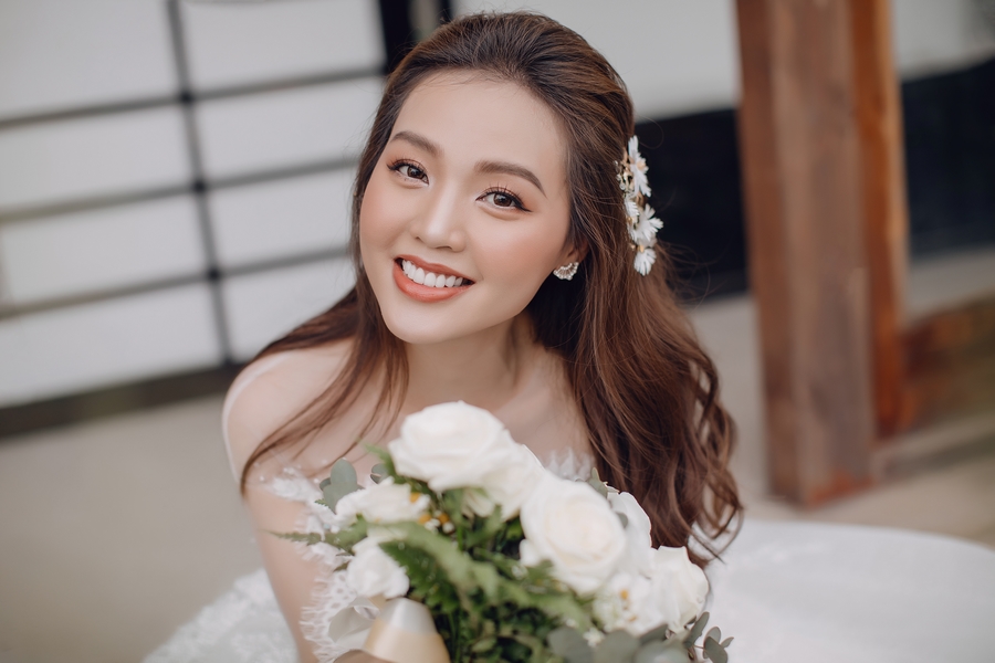 Vợ chồng Quang Tuấn - Linh Phi chụp lại ảnh cưới sau 3 năm "về chung 1 nhà"