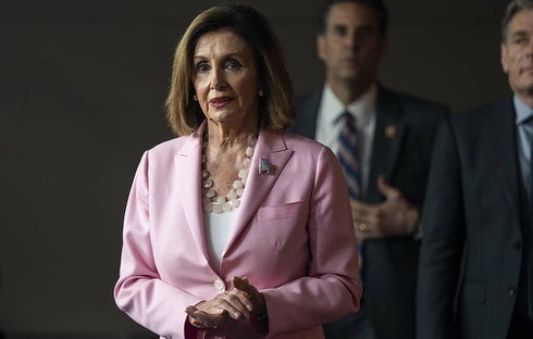 Chủ tịch Hạ viện Mỹ Nancy Pelosi đã tuyên bố tiến hành các bước để luận tội TT Trump.