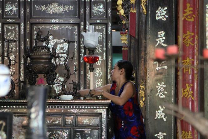Với gần 20 năm săn lùng những món đồ cổ, anh Tuấn cho biết, không nhớ hết trong căn nhà này có tất cả bao nhiêu món đồ cổ nhưng đối với anh những món đồ này là vô giá.