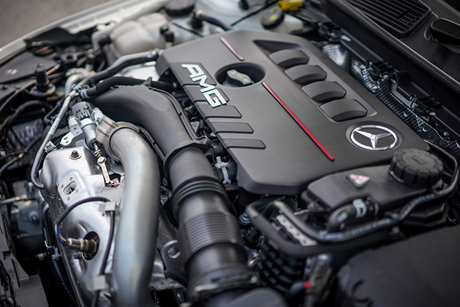 Cận cảnh Mercedes-AMG A 35 sedan vừa ra mắt, giá từ 1,93 tỷ - 9