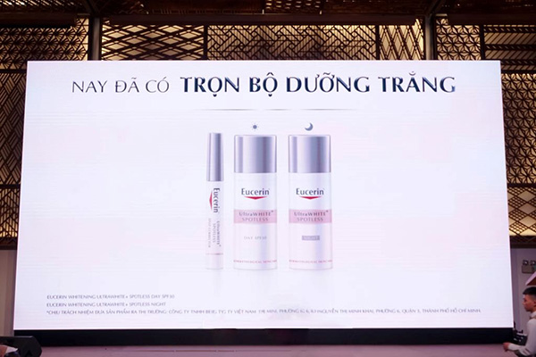 Bộ 3 sản phẩm chứa hoạt chất Thiamidol của Eucerin được quảng bá tại hội nghị