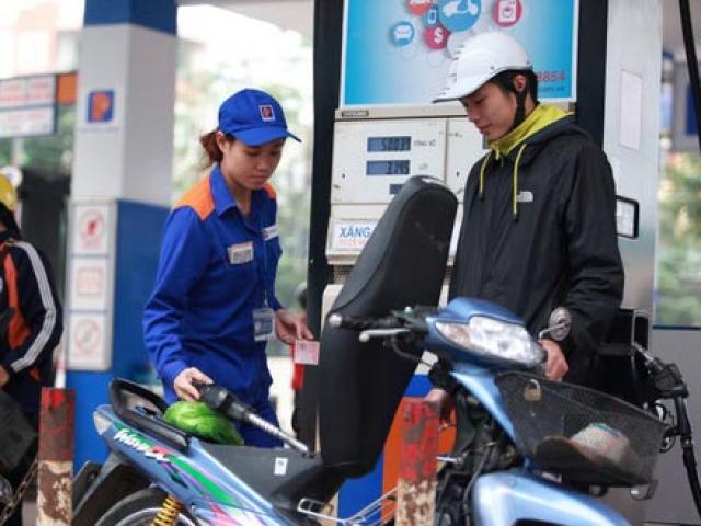 Giá dầu thế giới tiếp tục giảm, giá xăng Việt Nam dự báo tăng