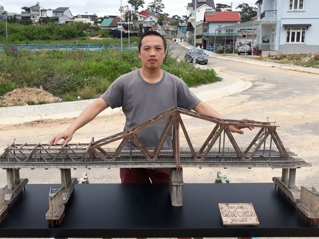 Bạn trẻ - Cuộc sống - Cận cảnh cầu Long Biên thu nhỏ của chàng trai Đà Lạt gây bão