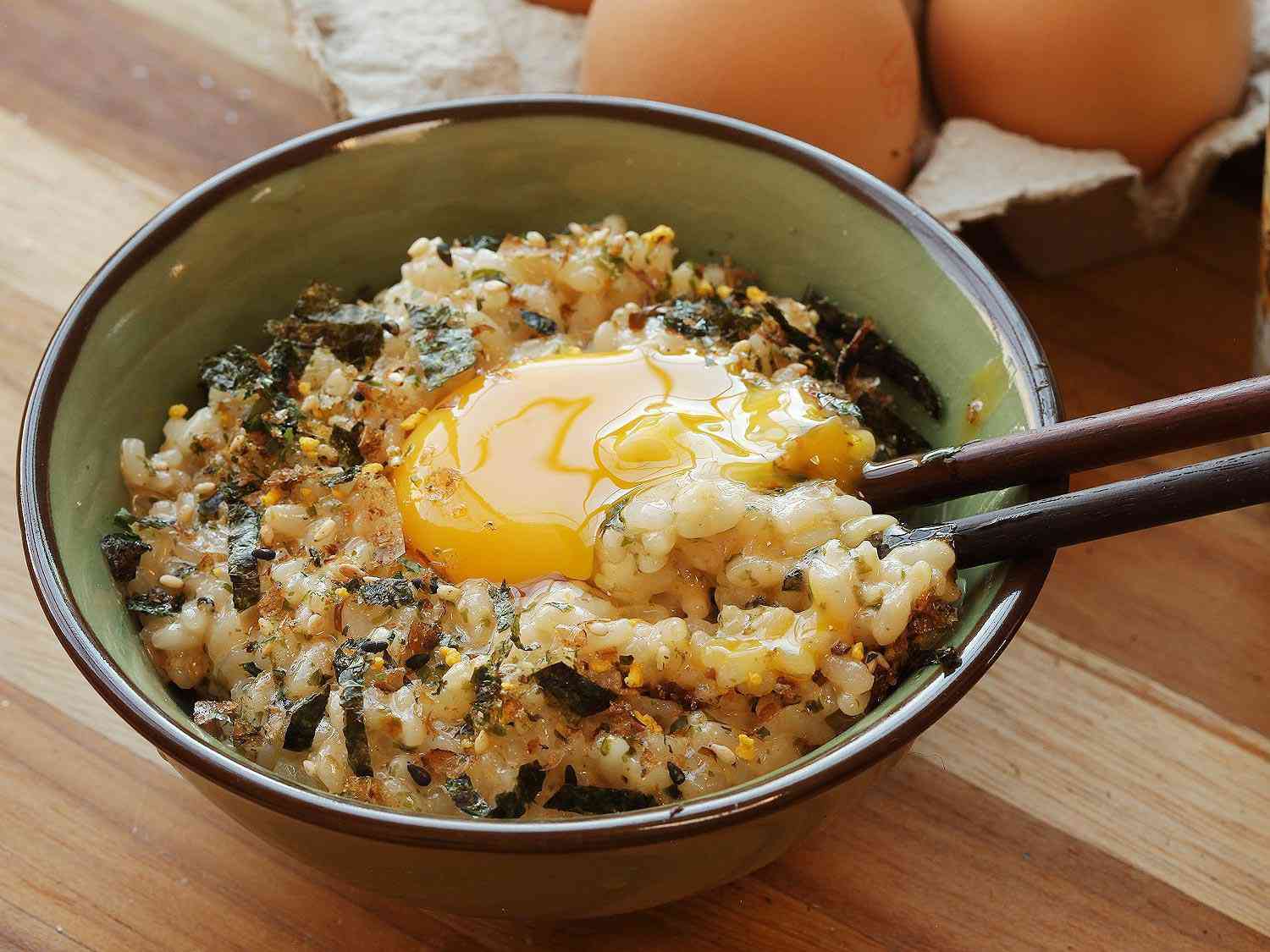 Cơm trộn trứng sống ngon cỡ nào mà từ trẻ con đến nguời già ở Nhật đều thích ăn cả ngày - 2