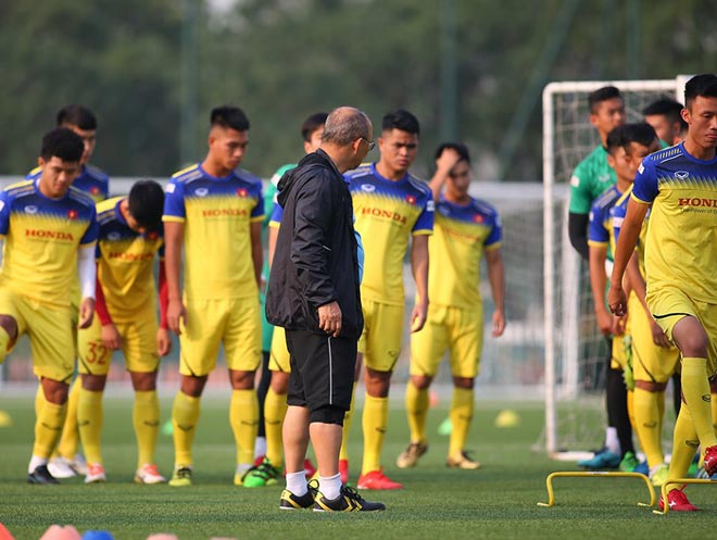 Thầy Park, U22 Việt Nam đón tin vui từ Hà Đức Chinh, cả đội cười thả ga - 10