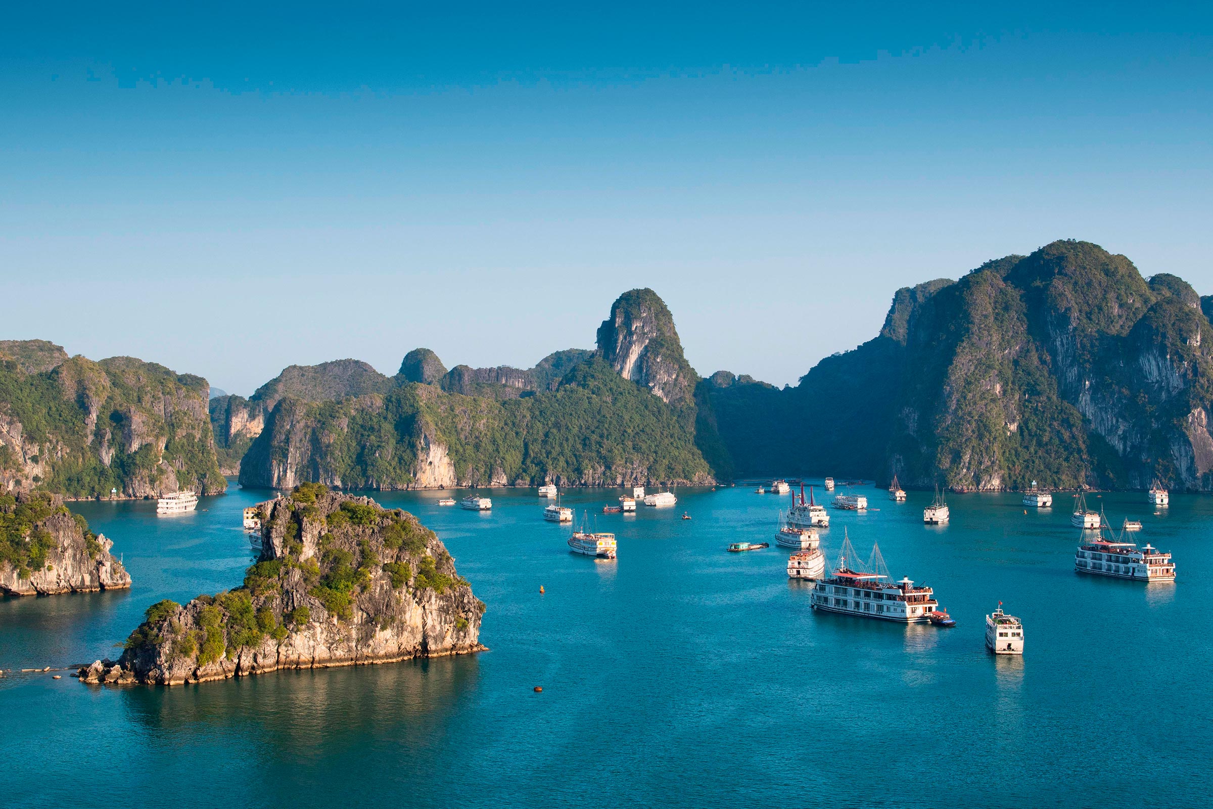 Việt Nam nằm trong top những quốc gia đẹp nhất thế giới - 17