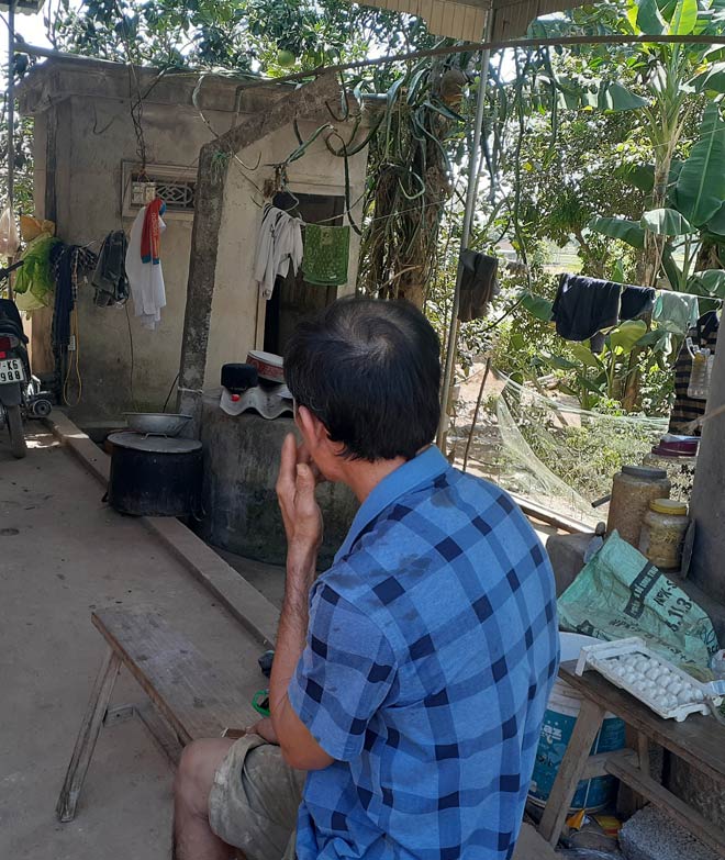 Ông H. lo sợ khi con nhận thức được sẽ bị ảnh hưởng đến tâm lý và tương lai của con sau này