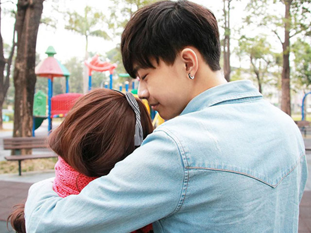 Tranh vui - Đỉnh cao sống ảo "khoe người yêu" của chàng trai FA