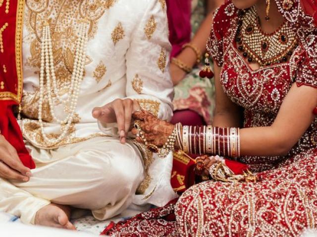 Thế giới - Chú rể lây Covid-19 cho 100 người, vài ngày sau đám cưới là đám tang