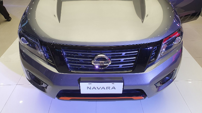 Nissan Navara Black Edition được các đại lý nhận đặt cọc, giá khoảng 845 triệu đồng - 2