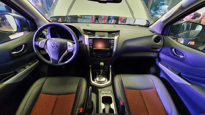 Nissan Navara Black Edition được các đại lý nhận đặt cọc, giá khoảng 845 triệu đồng - 5