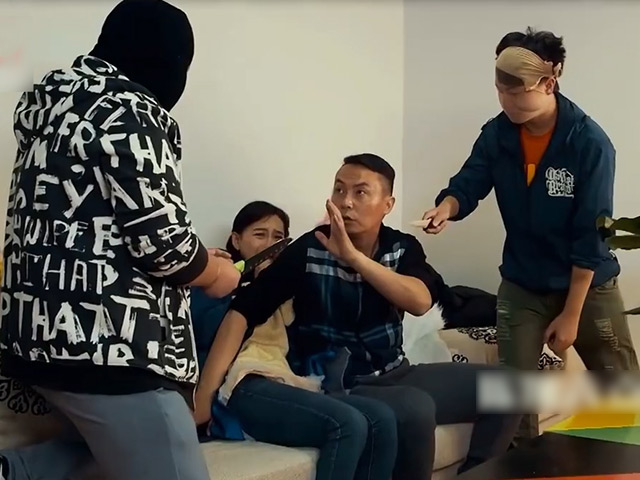 Video Clip Cười - "Niềm vui" khi nhà có... cướp