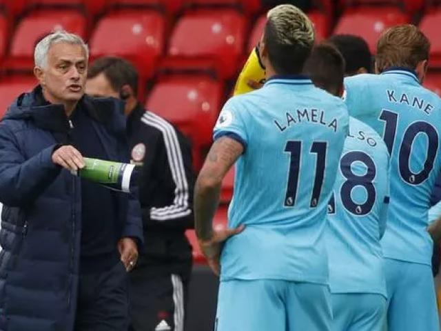 Bóng đá - Tottenham thua Sheffield, Mourinho cay cú cà khịa trọng tài và VAR