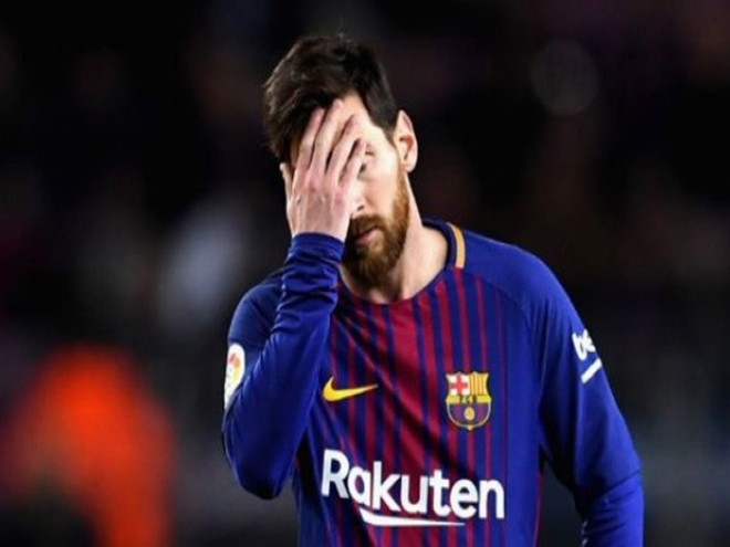 Lionel Messi phát chán vì Barcelona