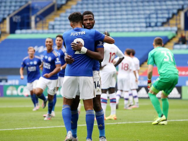 Trực tiếp bóng đá Leicester - Crystal Palace: Vardy ghi bàn phút bù giờ (Hết giờ)