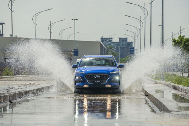 Bảng giá xe Hyundai Kona lăn bánh tháng 7/2020 giảm 50% LPTB - 7