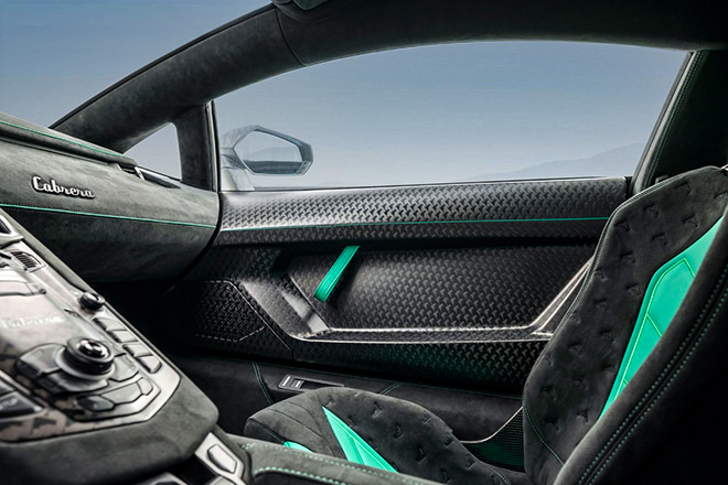 Hãng độ Mansory “lột xác” siêu xe Lamborghini Aventador SVJ triệu đô - 8