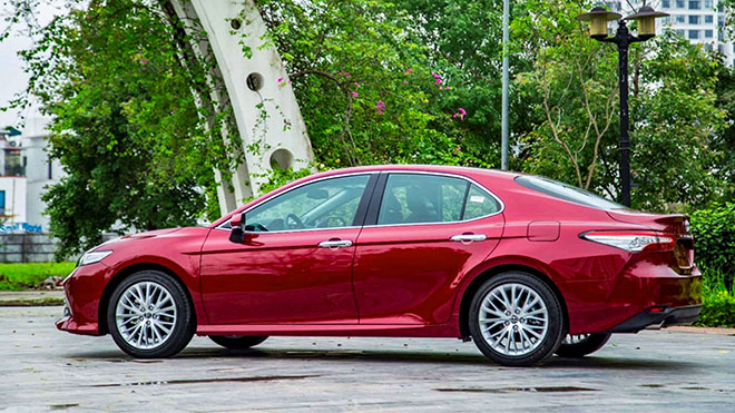 So sánh Toyota Camry và Mazda 6, lệch nhau hon 180 triệu đồng liệu có phải là điểm nhấn - 4