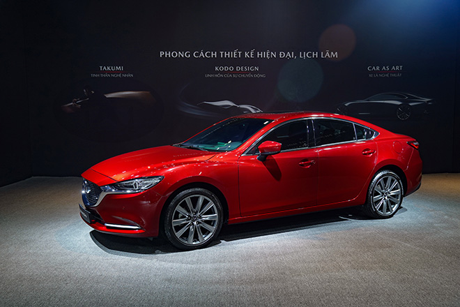 So sánh Toyota Camry và Mazda 6, lệch nhau hon 180 triệu đồng liệu có phải là điểm nhấn - 7