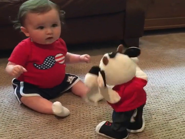 Video Clip Cười - Hài hước khi trẻ con đua nhau "tấu hài cực mạnh"