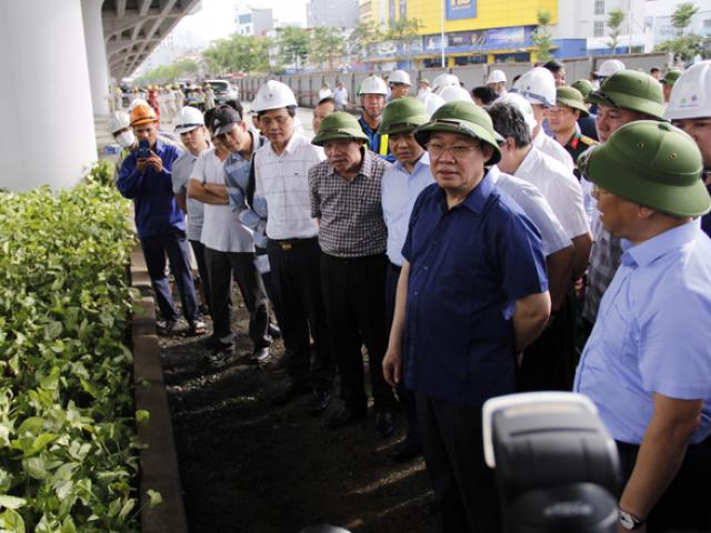 Tin tức trong ngày - Kiểm tra một loạt công trình giao thông, Bí thư Hà Nội ấn định mốc thời gian phải hoàn thành