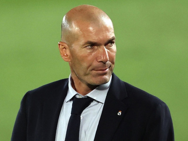 Bóng đá - Sếp lớn Real Madrid báo tin sốc, Zidane sắp vô địch La Liga bỗng kém vui