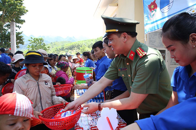 Góc nhìn chân thực về cuộc sống của dân tộc thiểu số rất ít người được lan tỏa trên mạng xã hội - 4