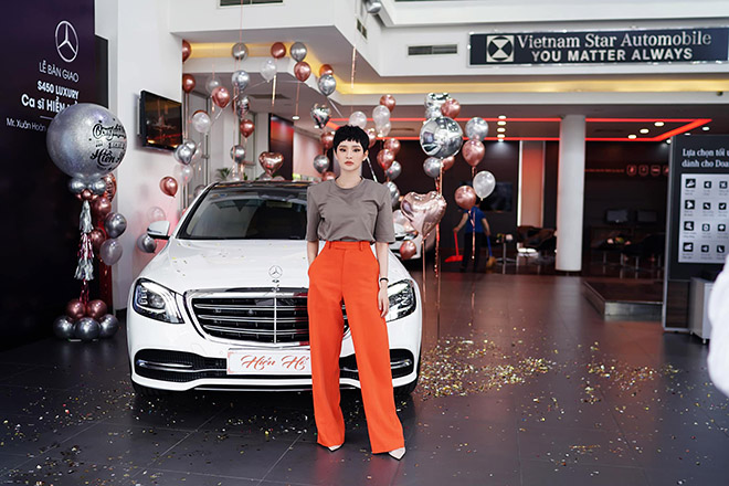 Nữ ca sĩ Hiền Hồ tậu Mercedes-Benz S450L Luxury gần 5 tỷ đồng - 1