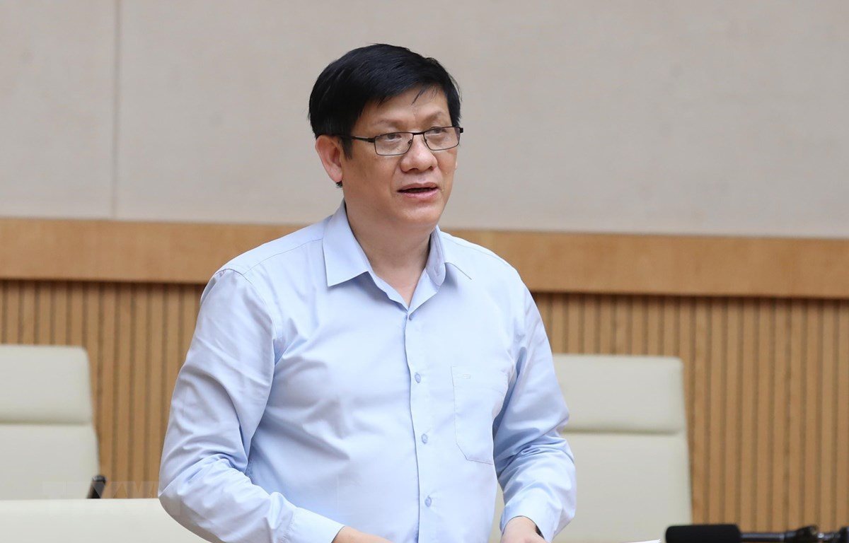 GS.TS.Nguyễn Thanh Long chủ trì cuộc họp khẩn chiều muộn 7/7.&nbsp;