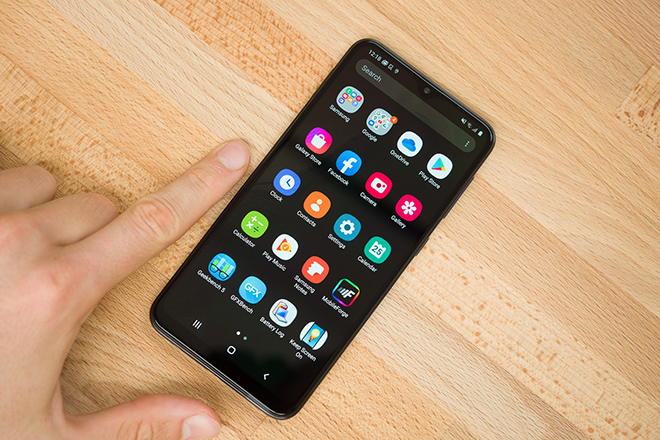 Đây là chiếc smartphone đang “bán chạy” nhất của Samsung - 3