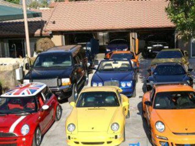 Thị trường - Tiêu dùng - Soi bộ sưu tập siêu xe trăm tỷ của đại gia phố núi Cường đôla