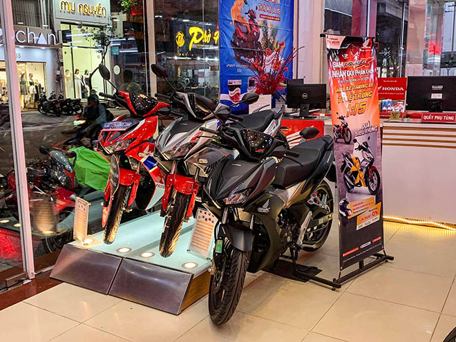 Honda âm thầm giảm giá xe Winner X lên đến gần 10 triệu đồng - 1