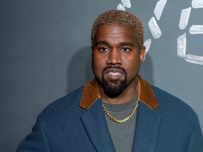 Vợ của Kanye West là Kim Kardashin. Theo Business Insider, cặp đôi này sở hữu hàng triệu USD xe hơi và bất động sản. Theo Forbes, năm 2019, rapper kiếm được khoảng 150 triệu USD trong năm 2019.
