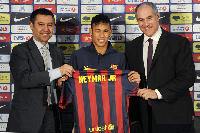 Neymar gia nhập Barca vào năm 2013