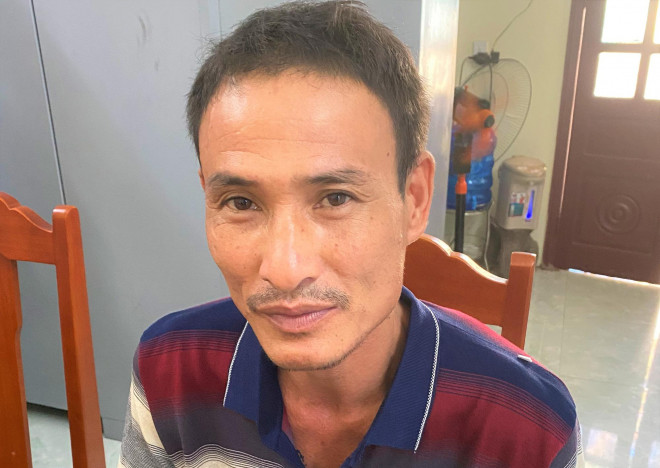 Hoàng Minh Công tại cơ quan công an
