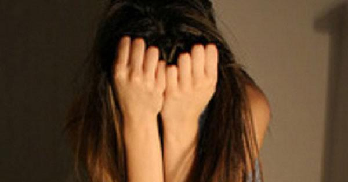 Pháp luật - Phá tụ điểm mại dâm núp bóng quán cà phê ở Quảng Ninh