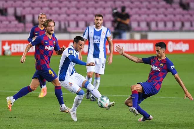 HLV Setien bị gây khó dễ ở Barca, nguyên nhân vì nhóm "quyền lực đen"? - 3