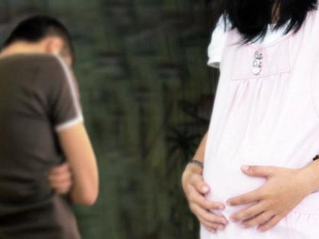 Bạn trẻ - Cuộc sống - Căn phòng ADN "lật mặt" ý đồ chối bỏ 5 đứa con với 5 phụ nữ