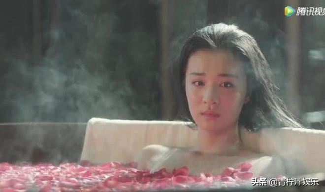 Cảnh "tắm tiên" phim Trung Quốc đã lừa hàng tỷ khán giả thế này đây! - 2