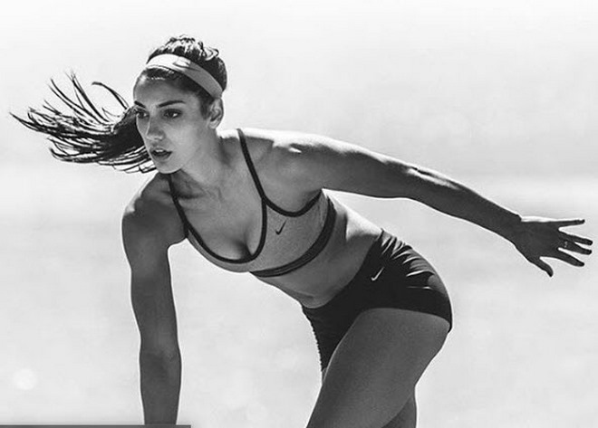 “Tiên nữ” nhảy sào Mỹ nổi tiếng quá sớm và bị "chìm" như thế nào? - 2