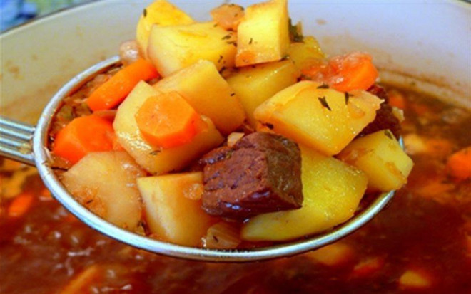 Cà rốt còn giúp trung hòa độ mặn của món ăn