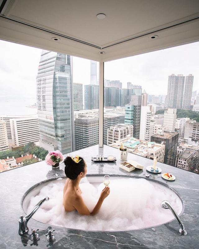 Hãy bỏ túi những việc nên tránh khi ở khách sạn để có chuyến du lịch hè an toàn.