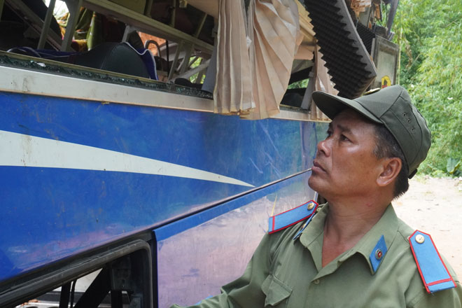 Ông Bàn vẫn ám ảnh cảnh tượng các nạn nhân nằm la liệt dưới vực sâu.