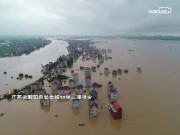 Thế giới - Trung Quốc: Tỉnh vỡ 14 đê tuyên bố trạng thái thời chiến