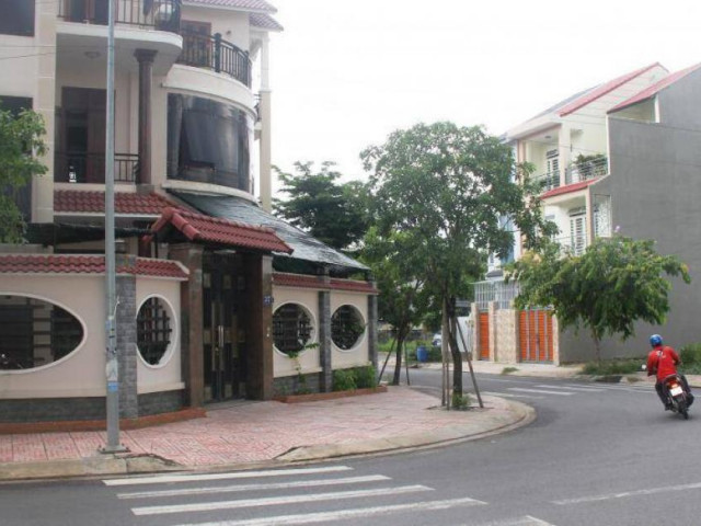 Tin tức trong ngày - Cận cảnh phố biệt thự của Sagri liên quan đến ông Trần Vĩnh Tuyến