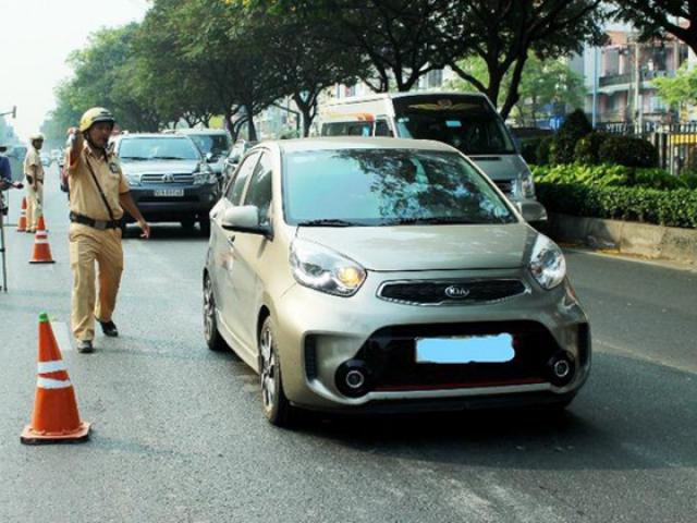 Tư vấn - Từ 5-8, CSGT được dừng phương tiện trong 4 trường hợp nào?