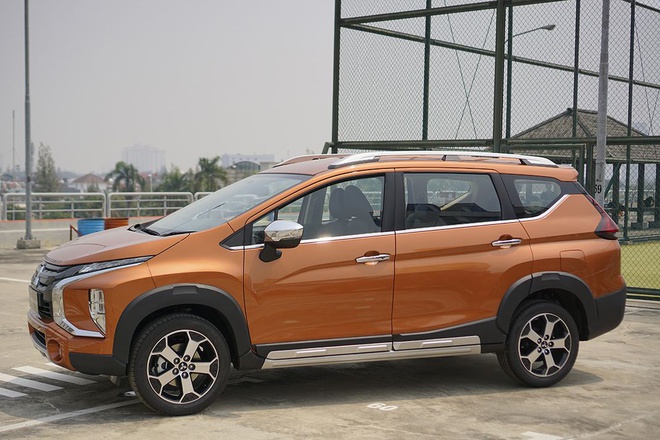 Mitsubishi Xpander Cross được đại lý nhận đặt cọc, giá khoảng 660 triệu đồng - 12