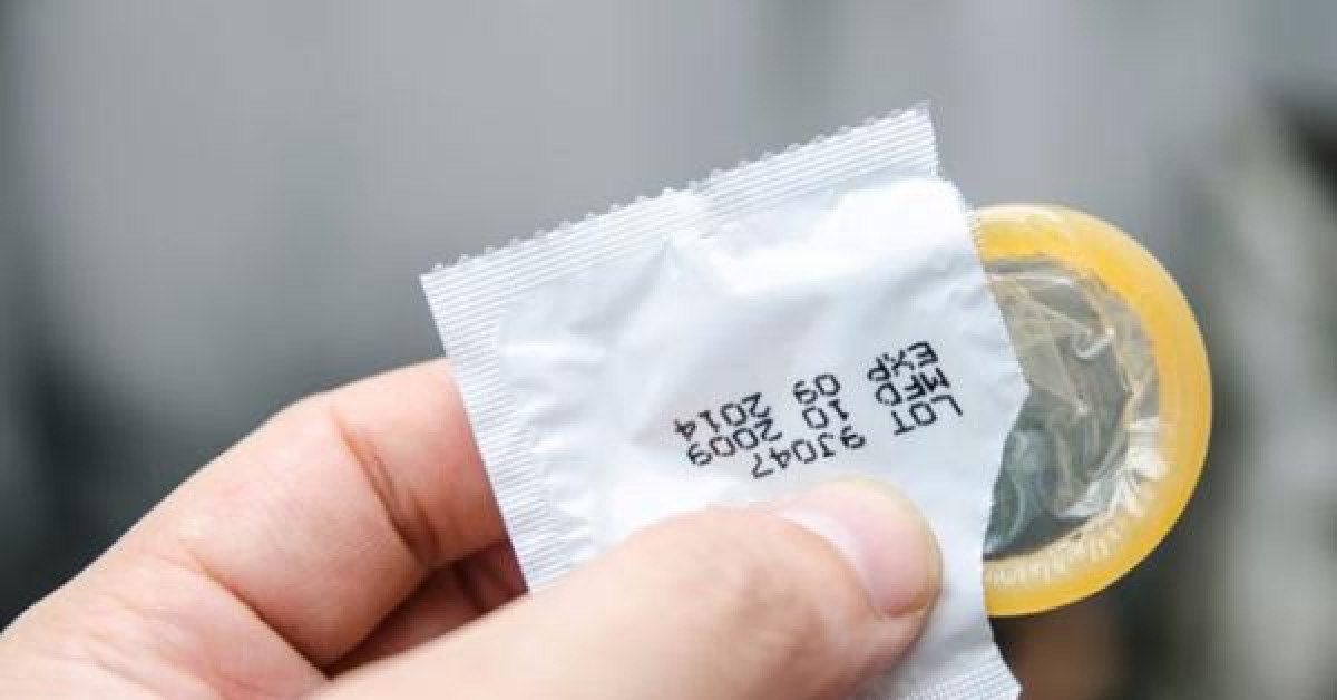 Sức khỏe đời sống - Dị ứng với bao cao su - “Thủ phạm” và cách ứng phó