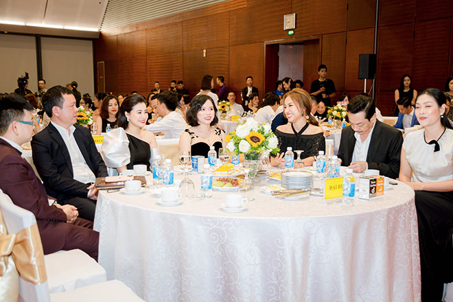 Các diễn viên nổi tiếng có mặt trong sự kiện: NSND Hoàng Dũng, NSND Lan Hương, MC Thanh Vân Hugo, MC/DV Tuấn Tú, DV Hà Hương&nbsp;