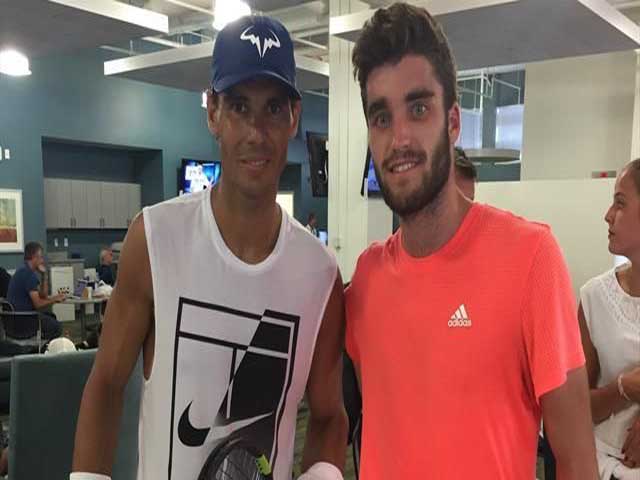 Thể thao - Nadal khiến "HLV" trầm trồ, quyết vô địch Roland Garros sánh ngang Federer